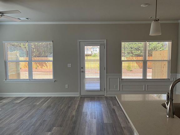 4th image of 5636 Rockfern Dr #18