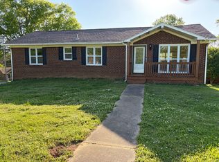 605 Lookout Dr, Columbia, TN 38401