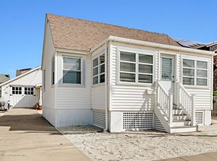 10 D St, Seaside Park, NJ 08752