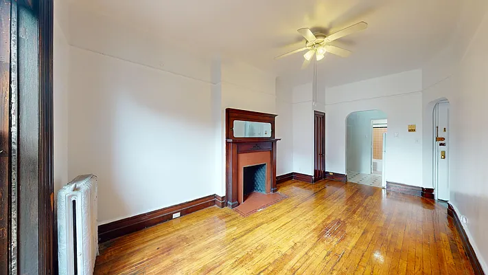 Rented by Bond New York | media 5