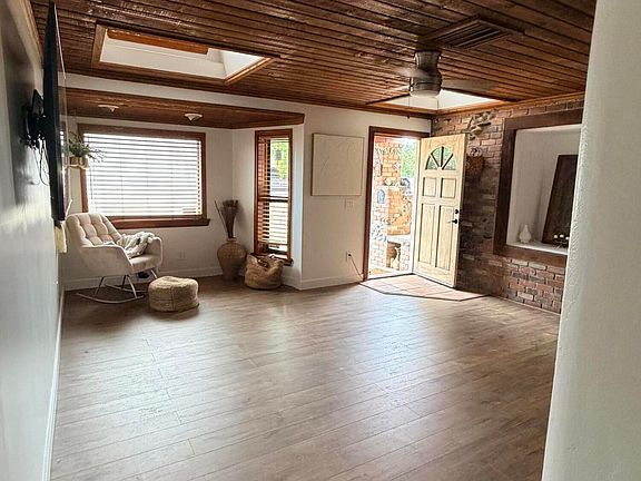 5th image of 3021 W FLYNN Lane