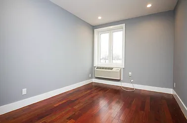 Rented by Triplemint