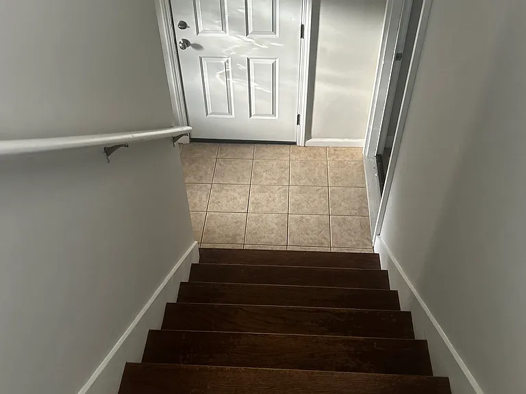 Drayton Cir — Photo 3
