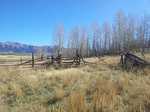 3rd image of Little Lakes Ranch Rd
