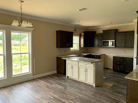 4th image of 3415 Burkardt Dr