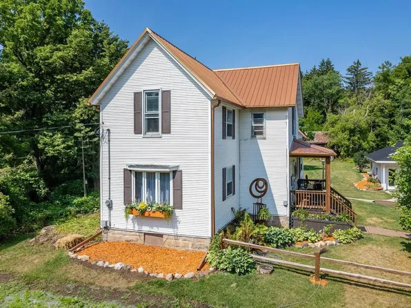 209 Washington Avenue, Baraboo, WI 53913