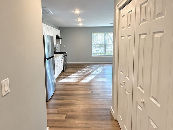 3rd image of 12-16 Garrison St #1