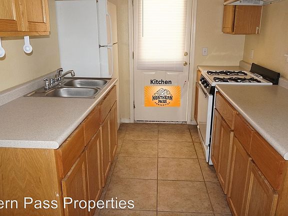 4th image of 11024 Aqua Ct