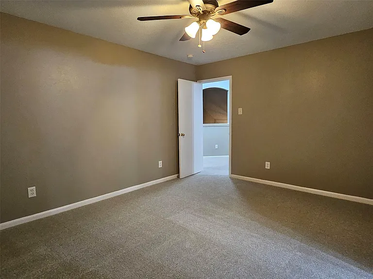 19411 Ambrosia Falls Dr — Photo 28
