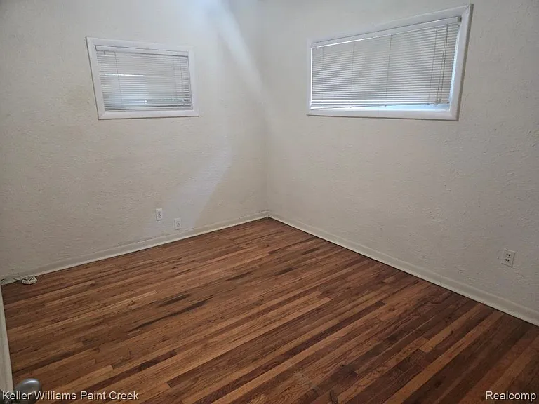 1460 Gravel Ridge Dr — Photo 10