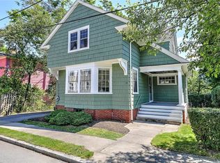 25 Kingston Ave, Providence, RI 02906