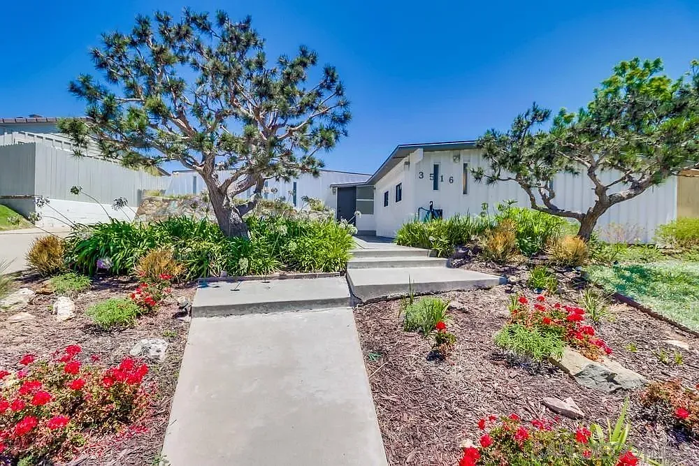 4 bed, 2.0 bath, 1800 sqft, $7,895 — Photo 1