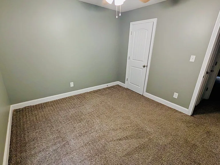 745 Inver Ln — Photo 16