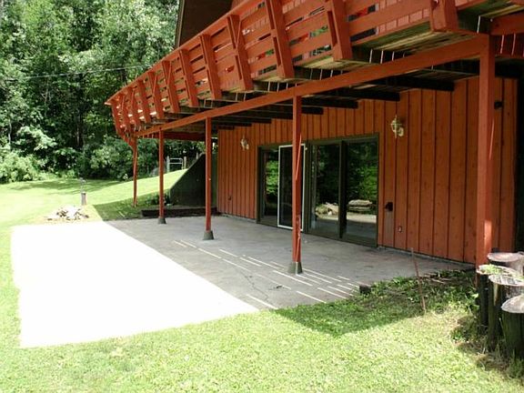 Nice Size Patio with Beautiful views of the Pond.