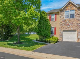 1 Chadwick Cir, Norristown, PA 19403