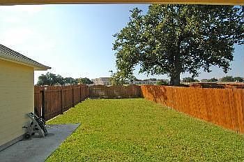 2nd image of 522 Westbury Ln