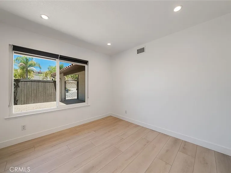 24122 Oro Grande Ln — Photo 23