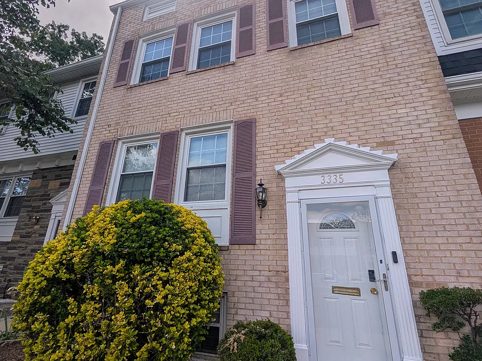 3335 Breckenridge Ct