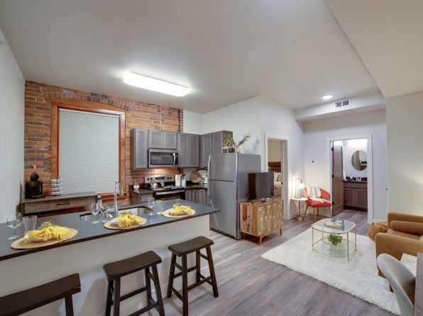 412 Central Ave #305
