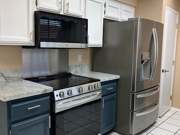 3rd image of 8162 E Nopal Ave