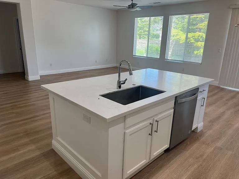 1790 Trailcreek Way — Photo 3
