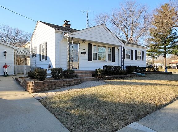 2nd image of 1325 Willow Ave