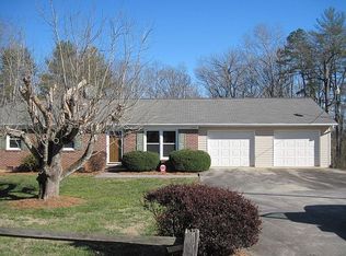2379 Fishing Creek Rd, Wilkesboro, NC 28697