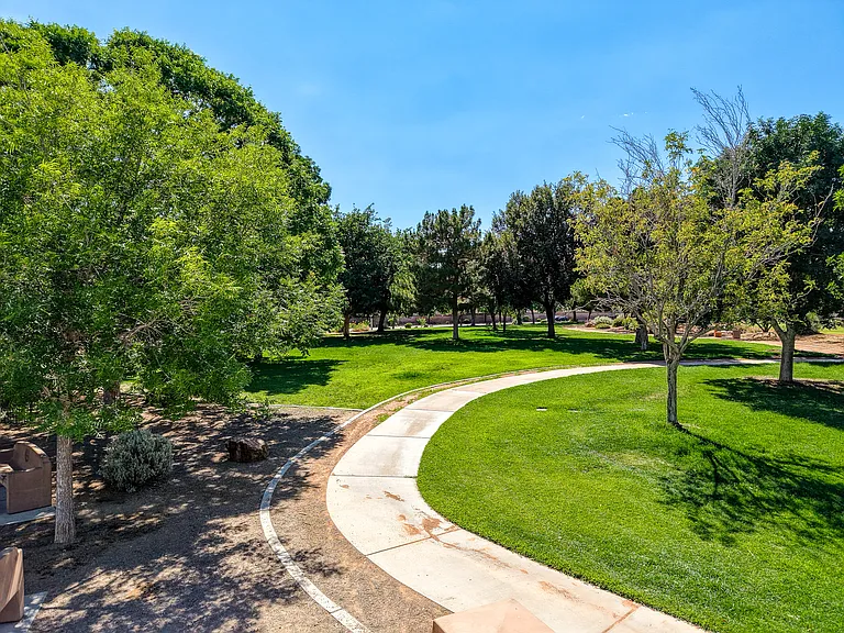 1833 Escondido Ter — Photo 47
