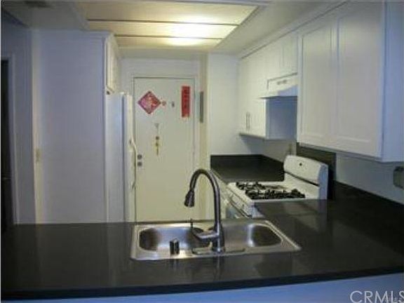 4th image of 1715 Caffrey Ln