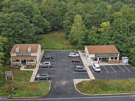 2nd image of 804 Telegraph Rd