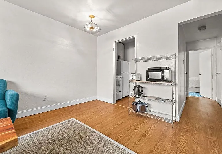 5552 Covode St #6 — Photo 15