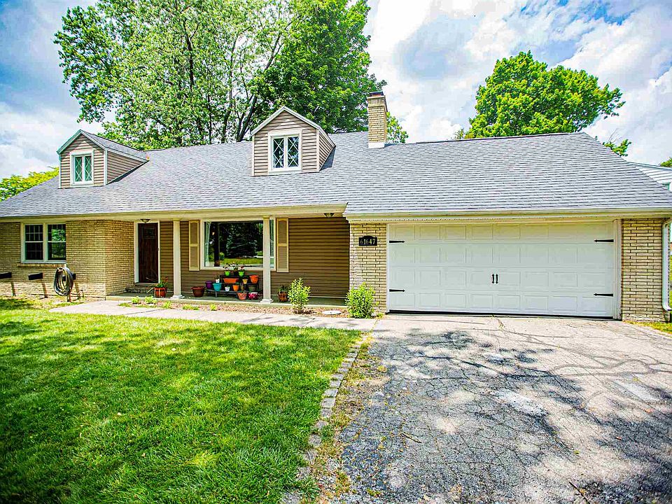 1st image of 61647 Greentree Dr
