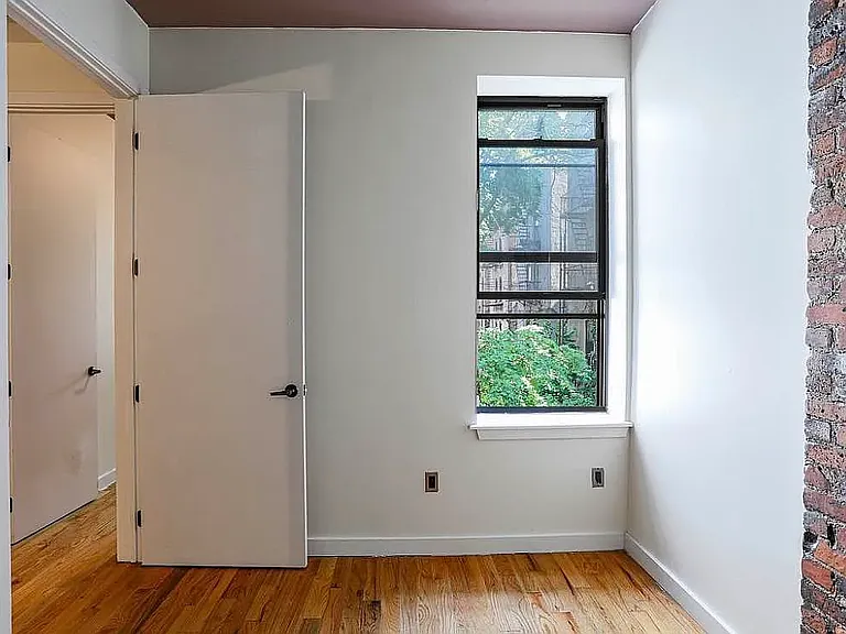 913 Saint Johns Pl #1C — Photo 5