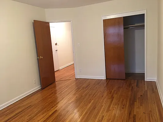 Rented by Amorelli Realty | media 37