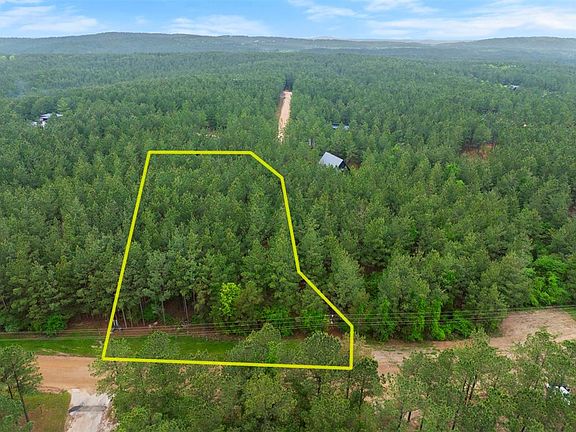 3rd image of 605 Camp Ranch Rd #2