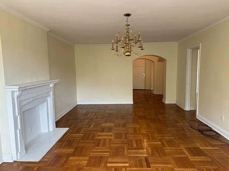 The Royal York Apartments — Photo 209