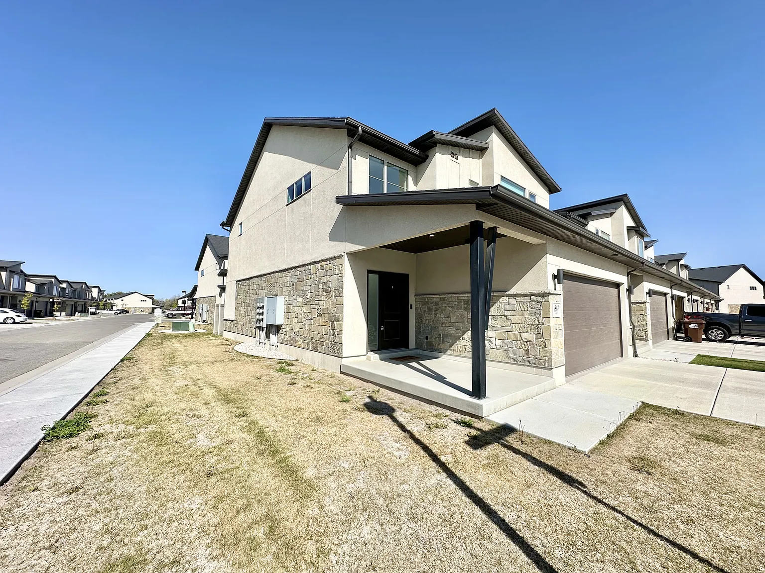1867 S Jax Way #1 - VR - 1 — Photo 2
