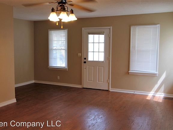 2nd image of 1011 Hickory Hills Dr