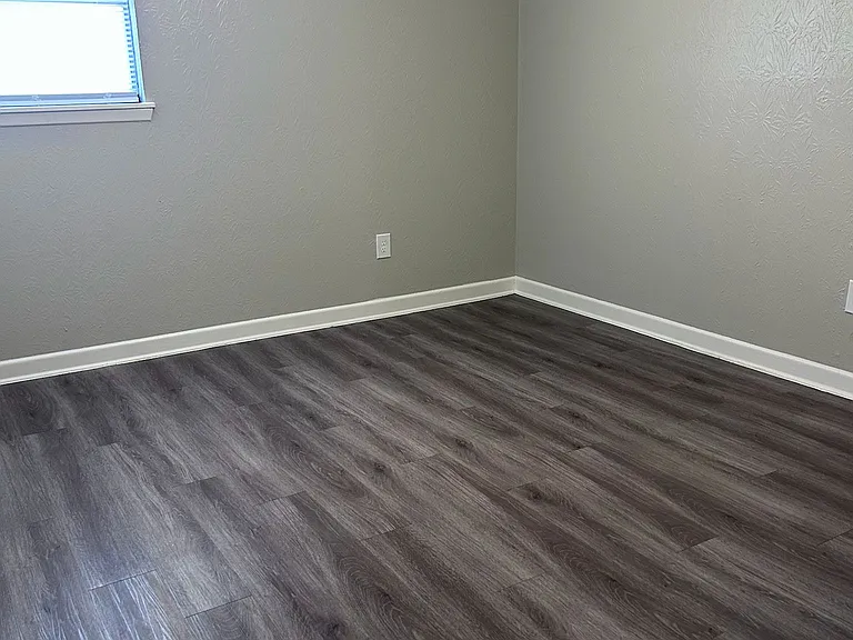 McIntyre Apartments — Photo 54