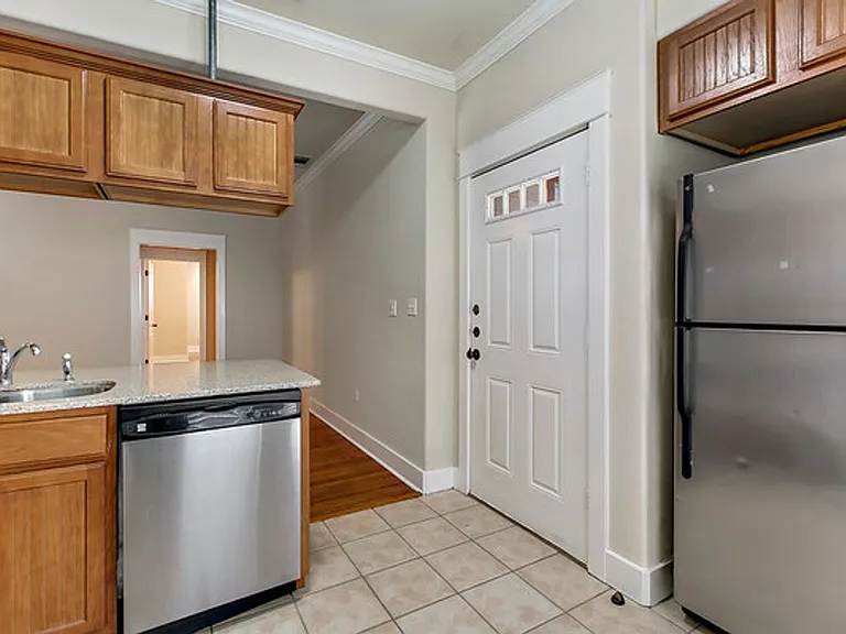 508 Elmwood Pl #A — Photo 5