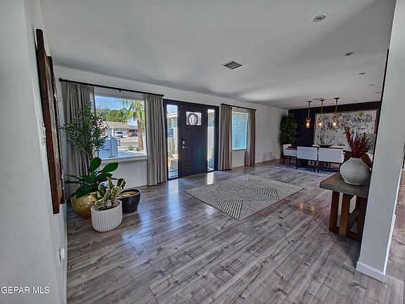 3rd image of 9027 El Dorado Dr