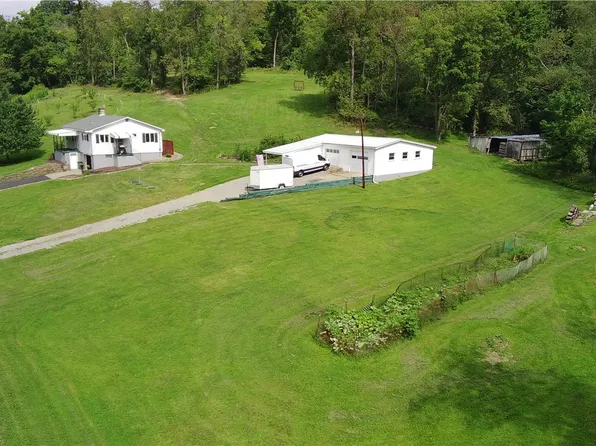 661 Pinkerton Run Rd, Oakdale, PA 15071