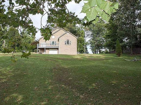 5th image of 3011 Waters Edge Dr