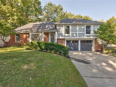 7736 Westgate Dr, Lenexa, KS, 66216