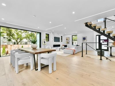 221 Columbia St, Cambridge, MA, 02139