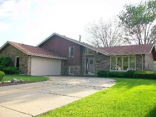 15214 Teebrook Dr photo 1