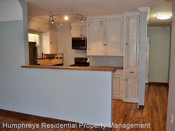 3rd image of 2317 E Lincoln Ave