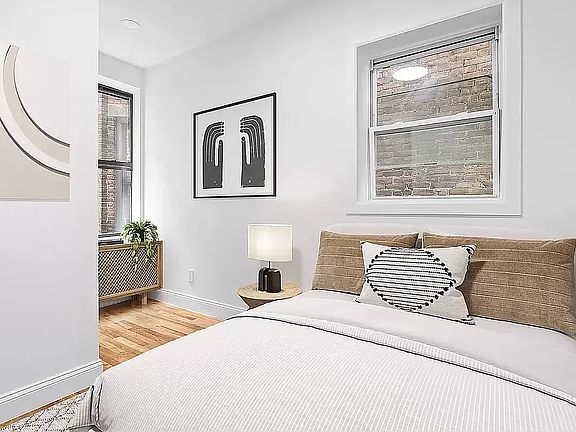 3rd image of 541 Bergen St #D3