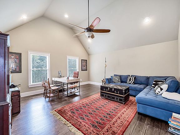 "Step Up" bonus room.