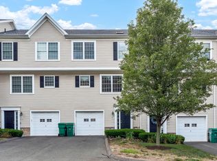 57 Donahue Ln #57, Manchester, CT 06042